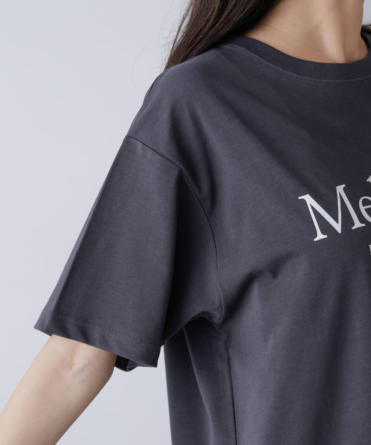 レタードグラフィックTシャツ