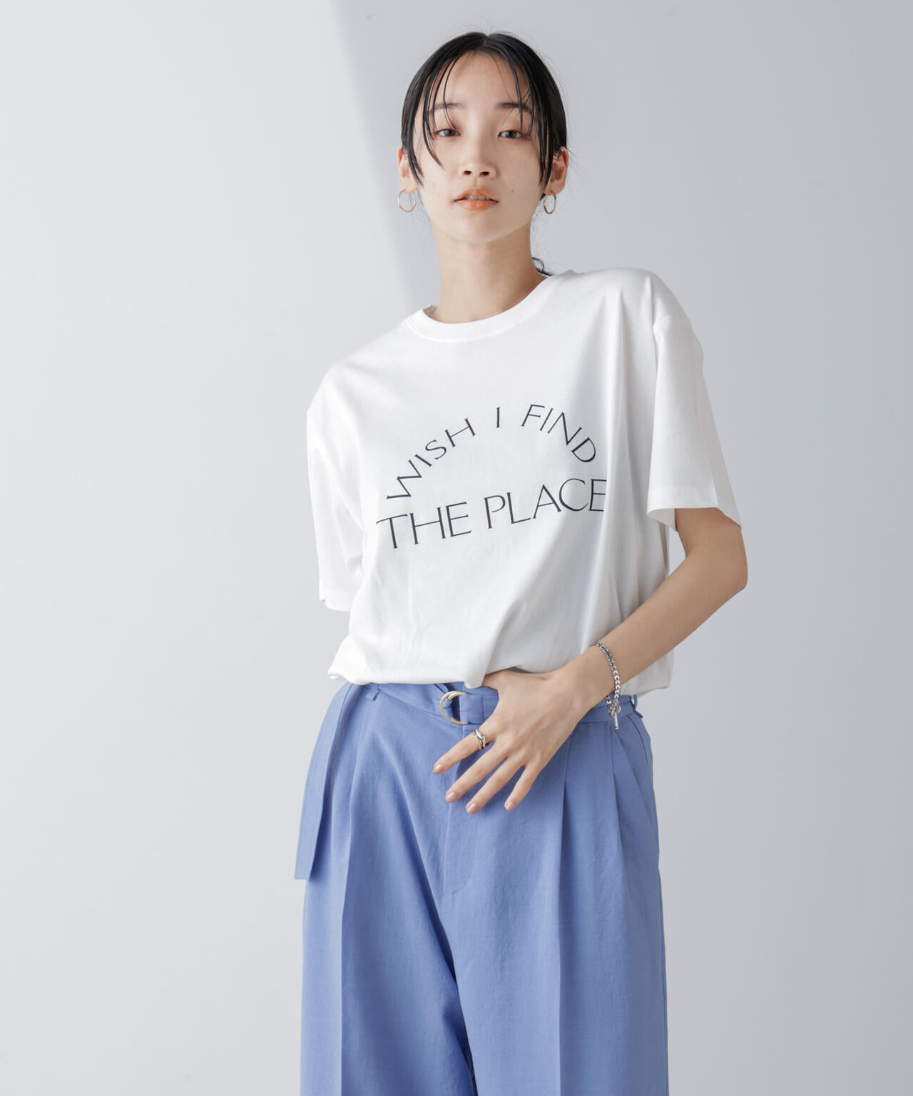 レタードグラフィックTシャツ