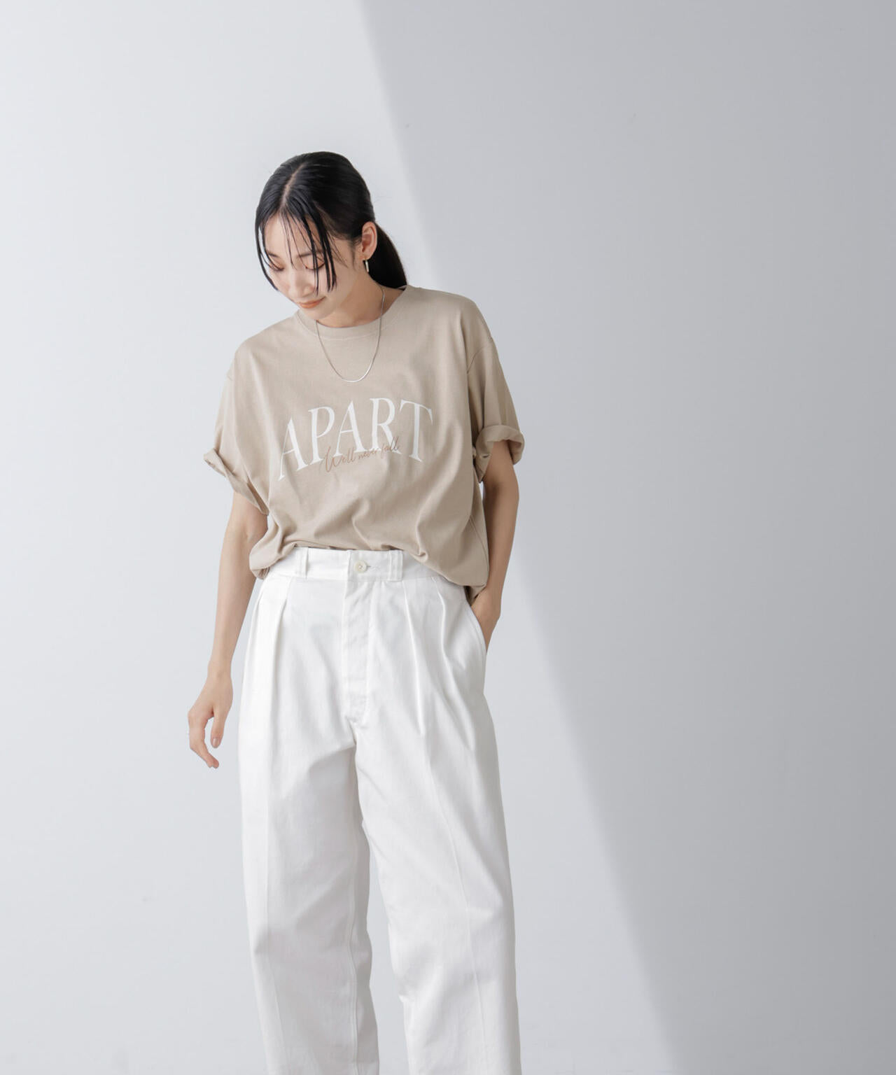 レタードグラフィックTシャツ