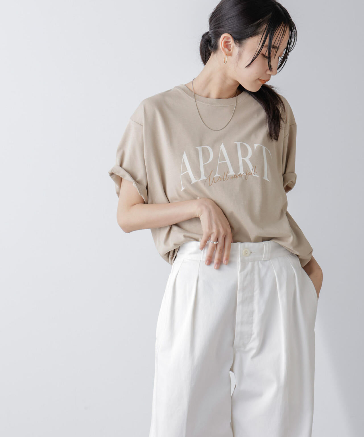 レタードグラフィックTシャツ