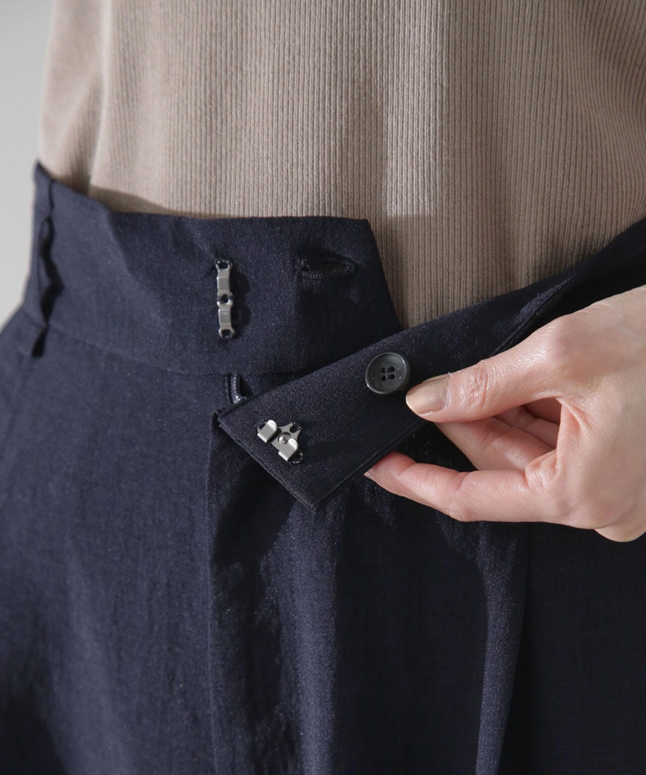 0a95ef54-01ff-5131-98fe-3e07b5307e17_Image