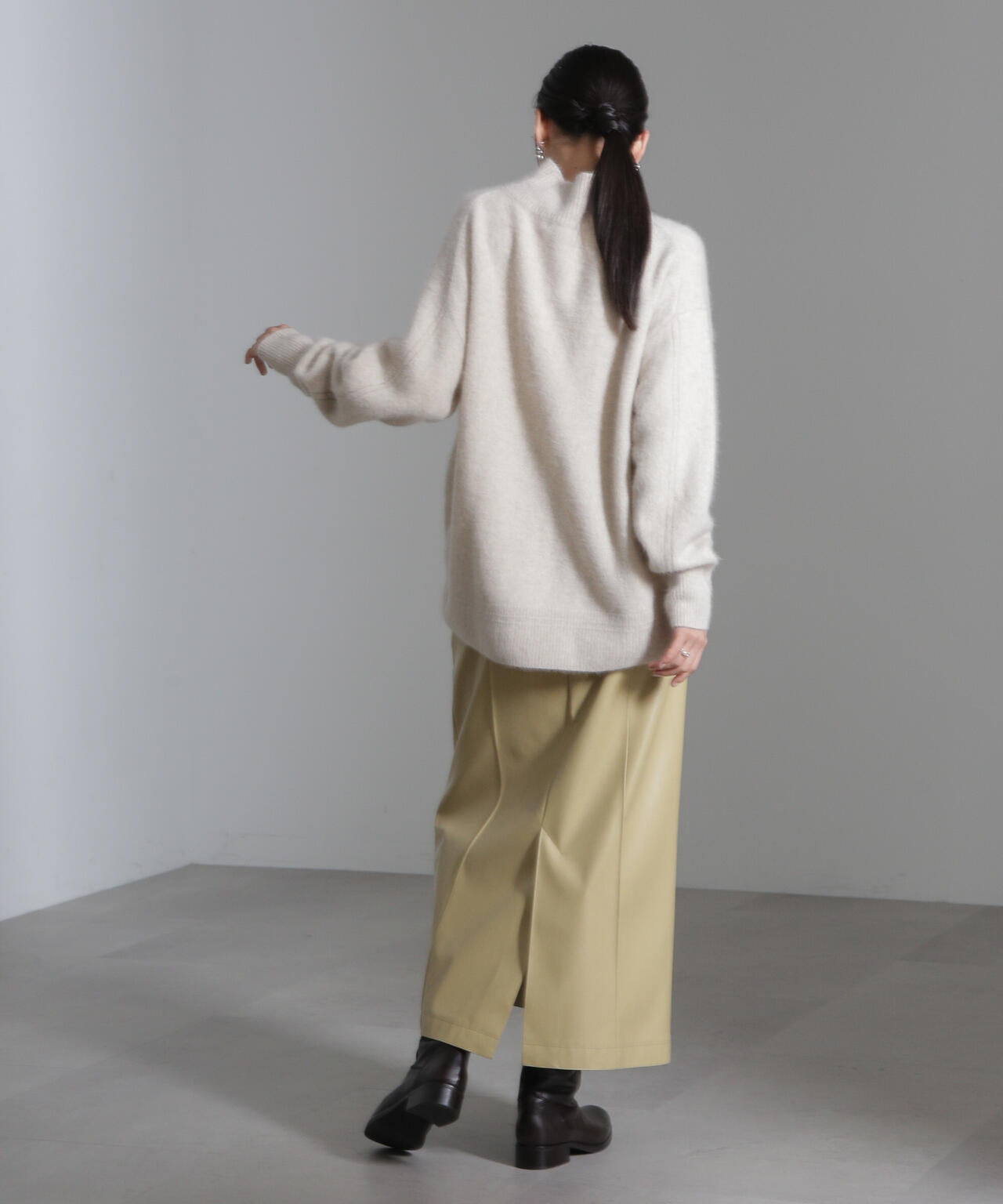 2352654b-09b9-59ee-8dd4-c5a02e08eae7_Image