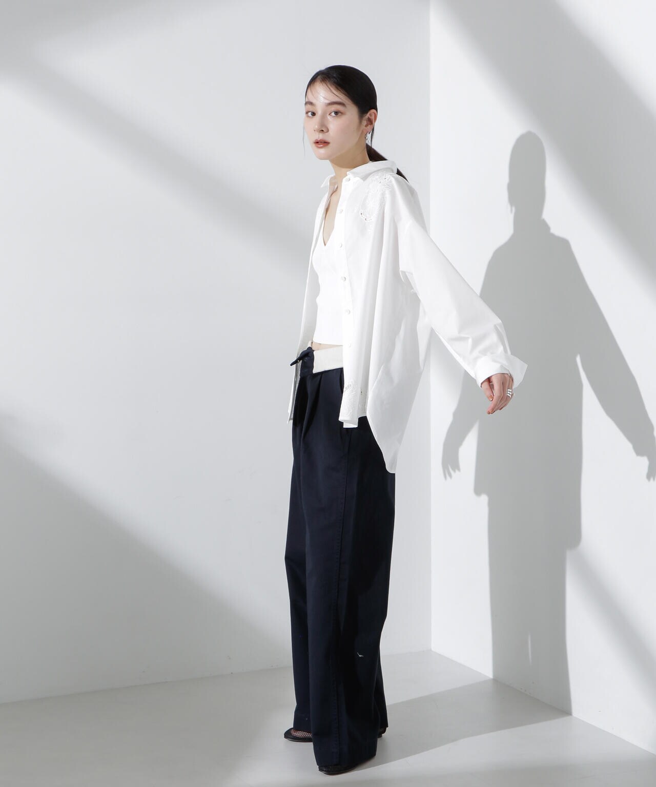 カットワークレースシャツ カットワークレースシャツ – hellam