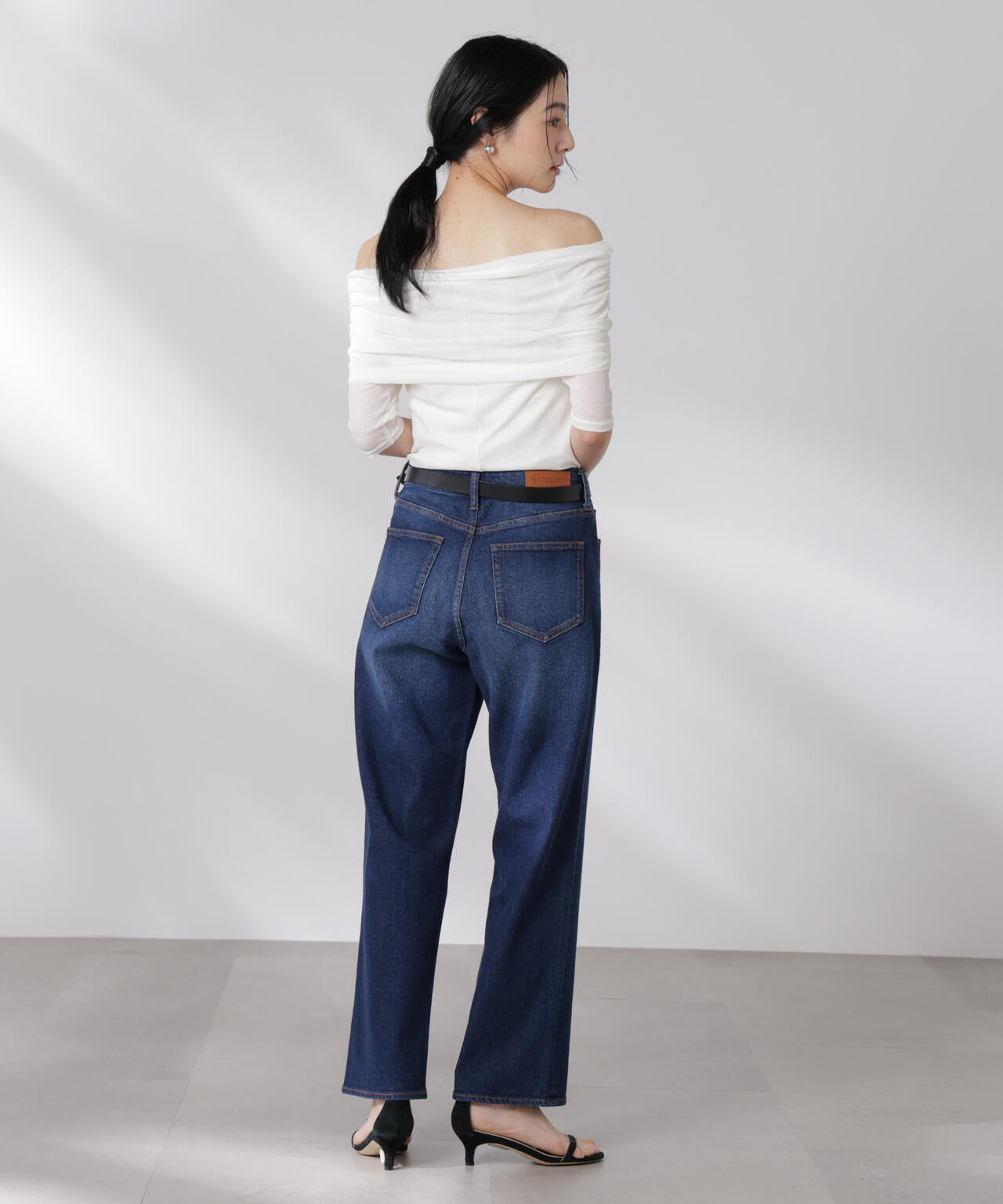 c8b56f25-0e03-573d-84a2-f3c0d98f4005_Image