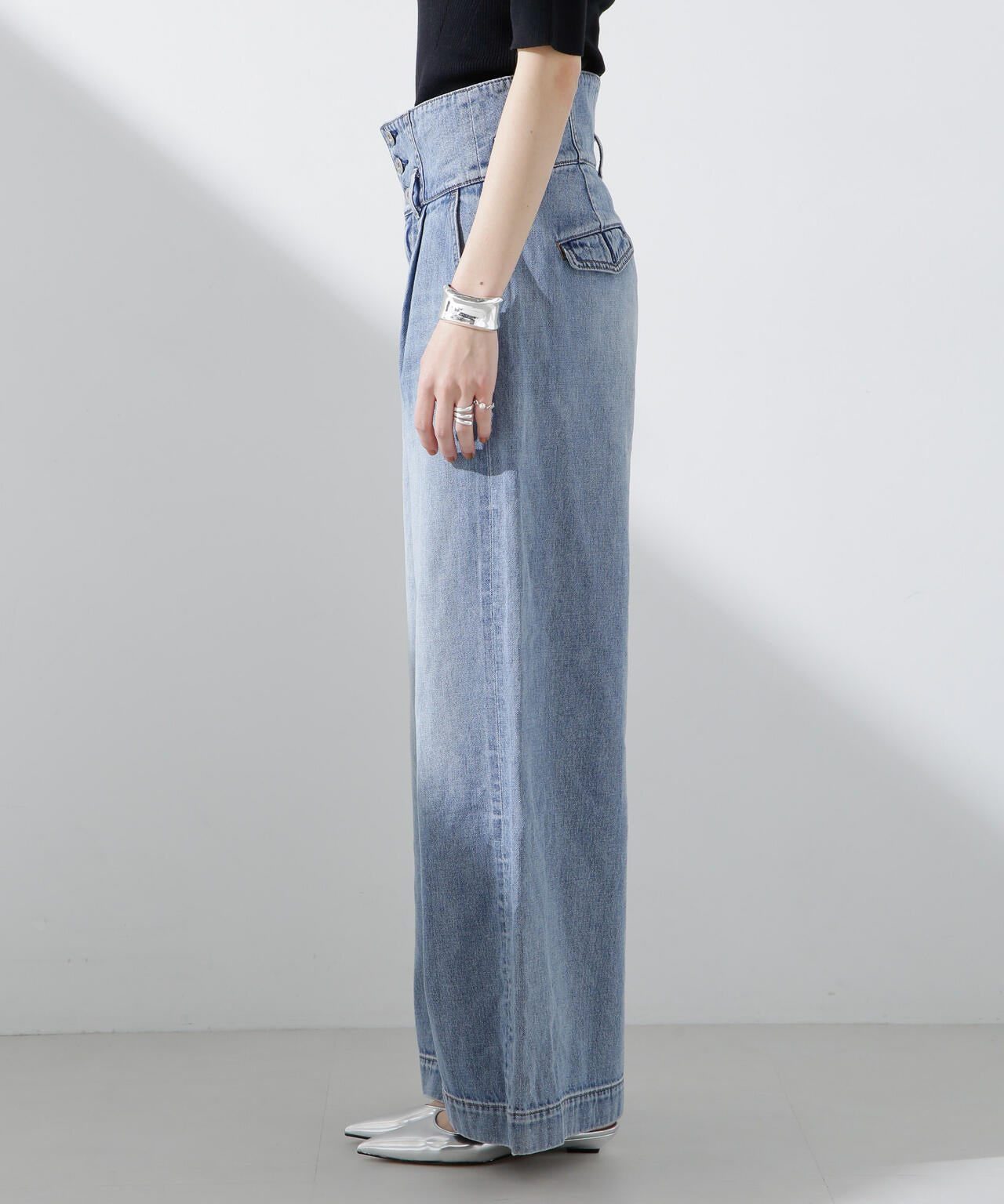 ad28dce0-9632-5e0e-8a23-7eedb67717a4_Image