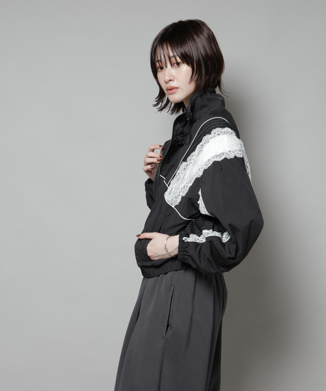 レース×ストライプ切替ナイロンブルゾン