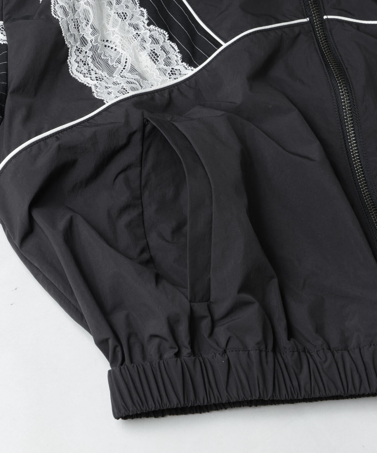 レース×ストライプ切替ナイロンブルゾン