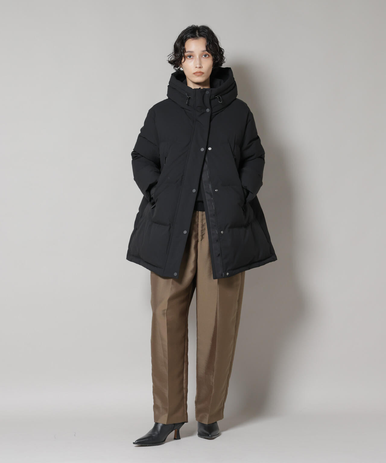 「西川ダウン(R)」ソロテックスAラインダウン