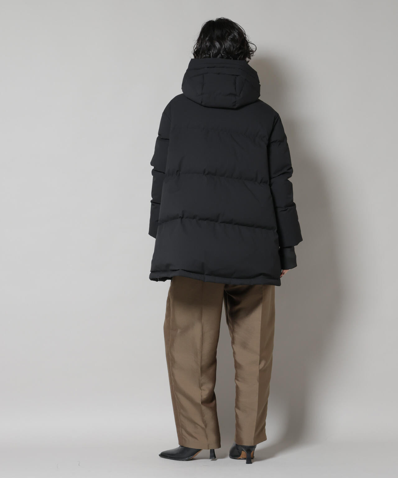 「西川ダウン(R)」ソロテックスAラインダウン