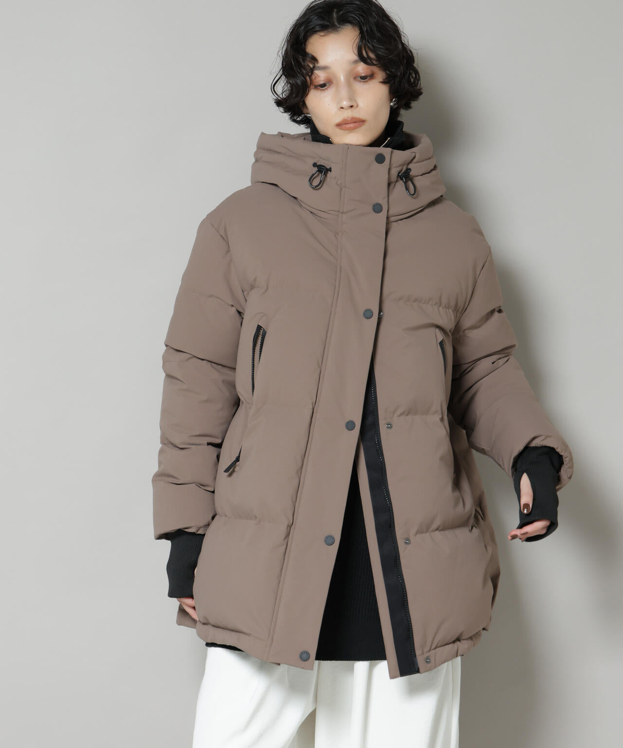 「西川ダウン(R)」ソロテックスAラインダウン