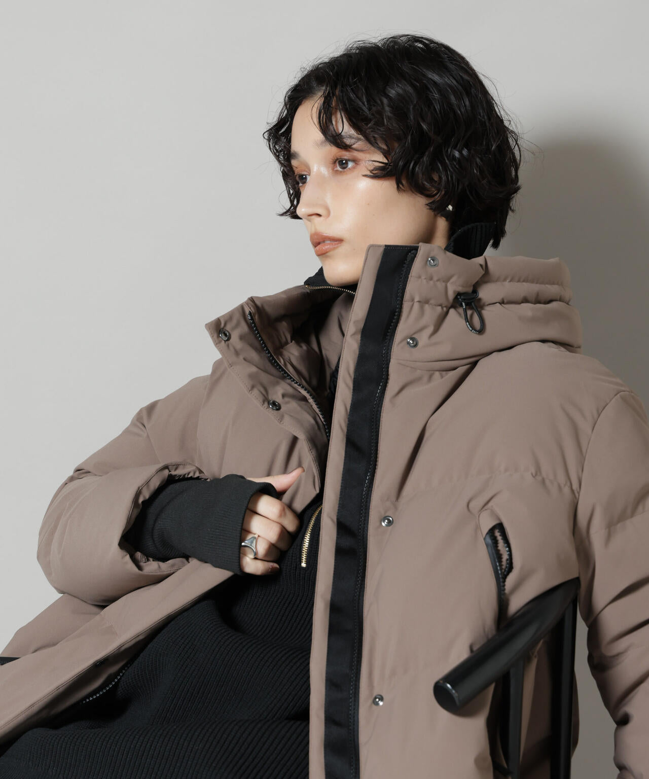 「西川ダウン(R)」ソロテックスAラインダウン