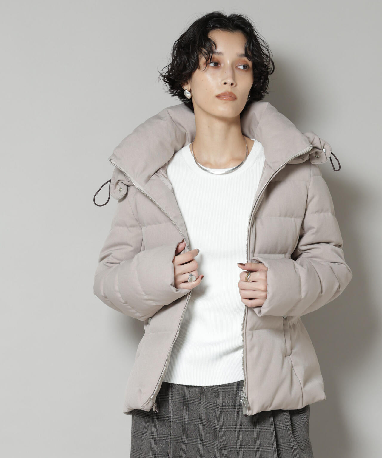 「西川ダウン(R)」サージショートダウン