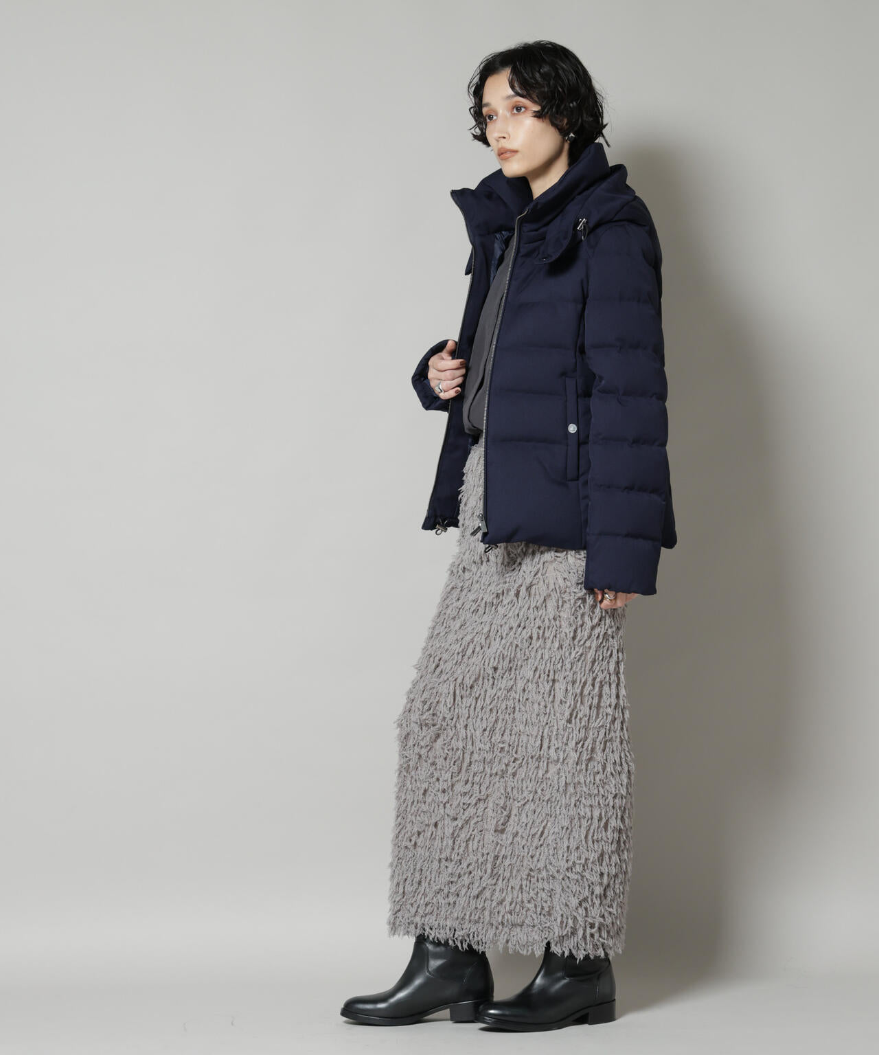 「西川ダウン(R)」サージショートダウン