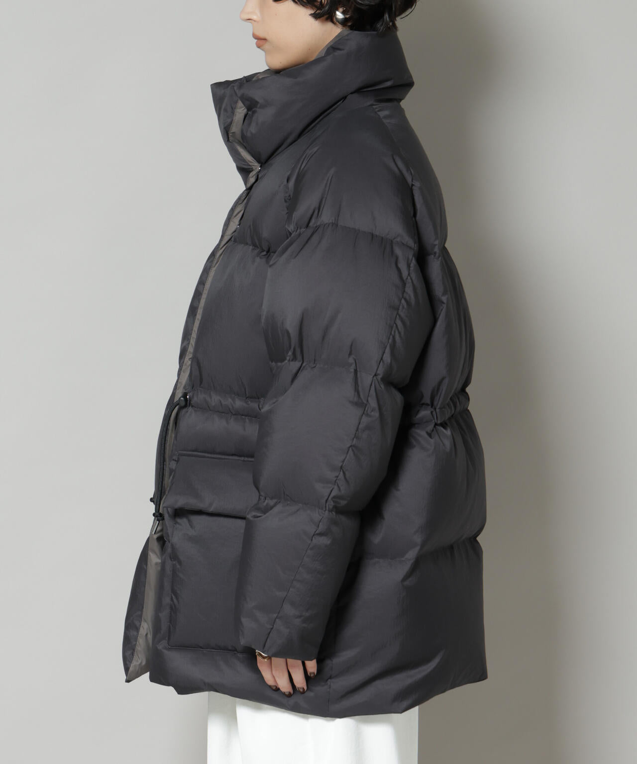 「西川ダウン(R)」バイカラーボリュームダウン