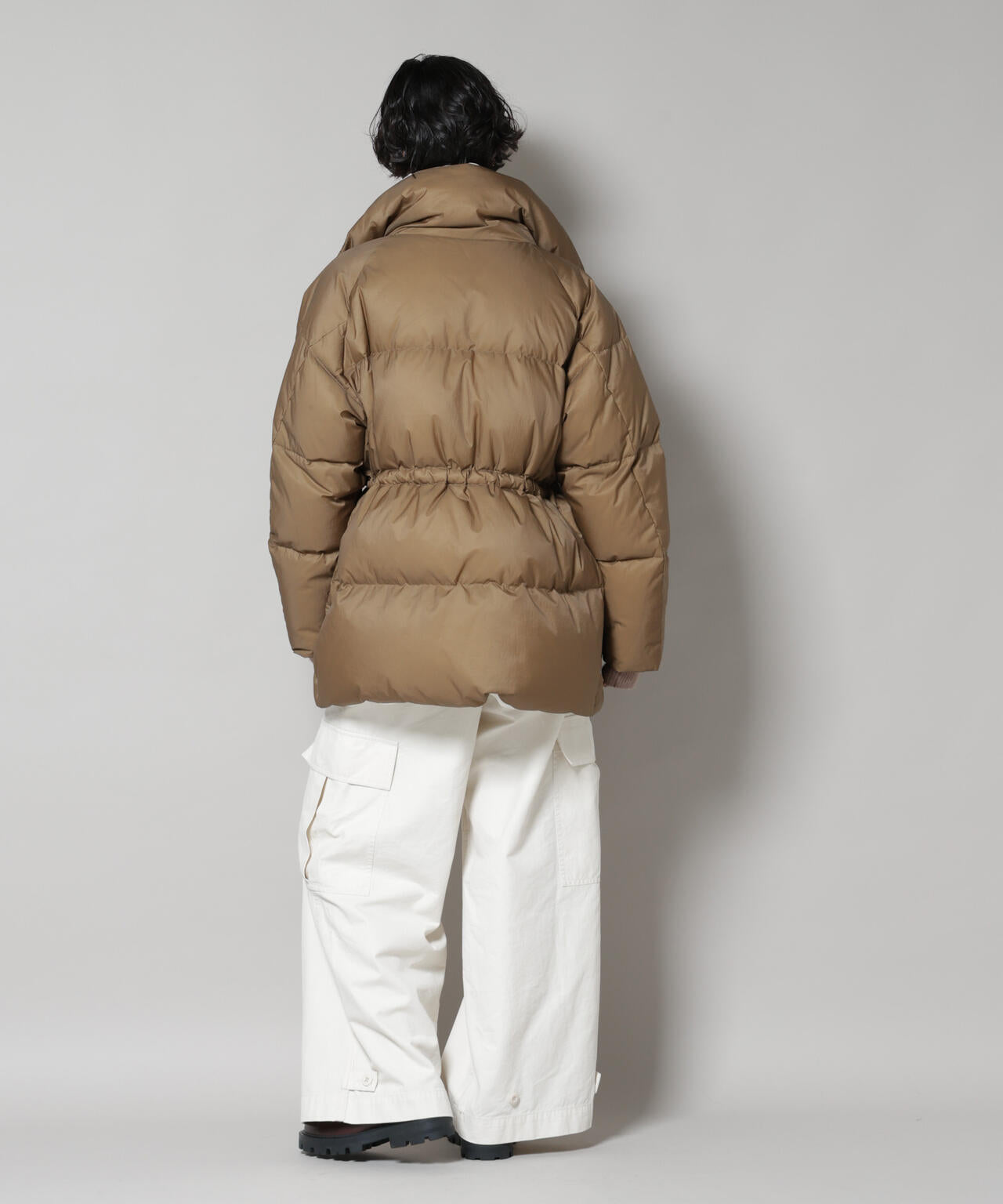 「西川ダウン(R)」バイカラーボリュームダウン