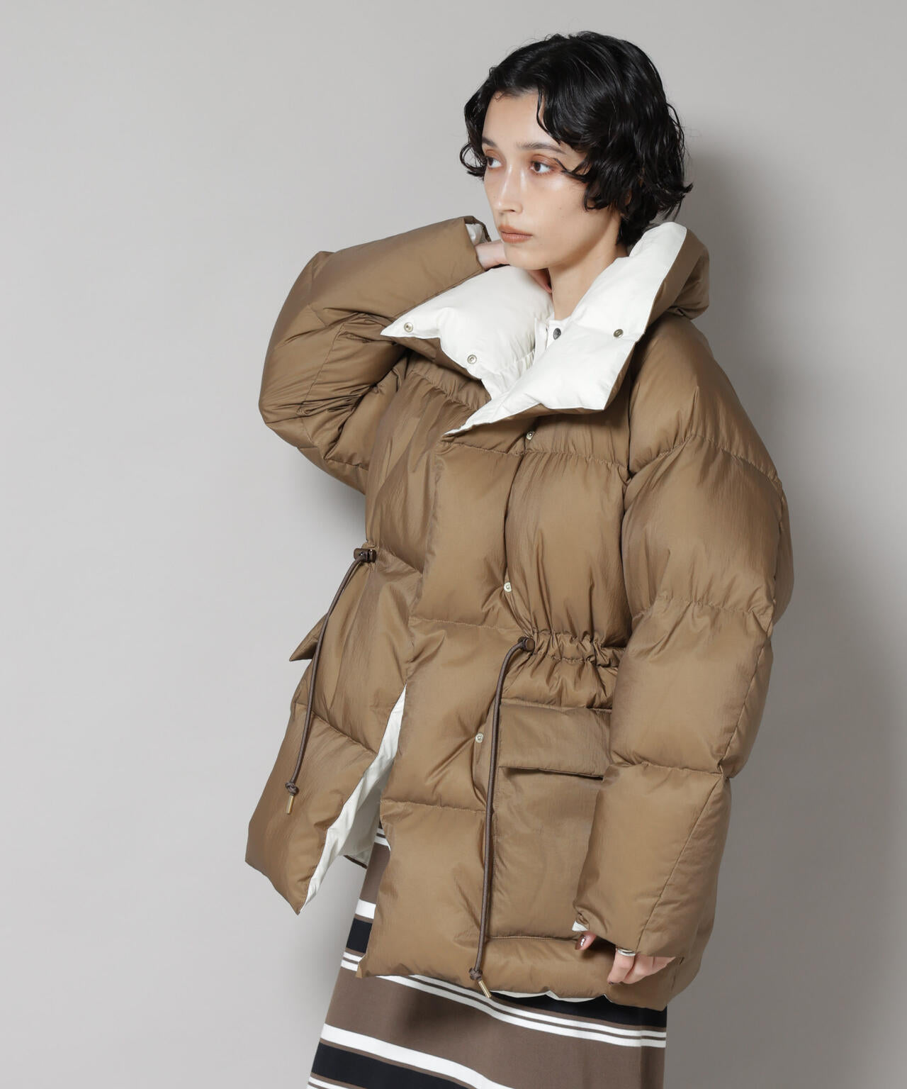 「西川ダウン(R)」バイカラーボリュームダウン