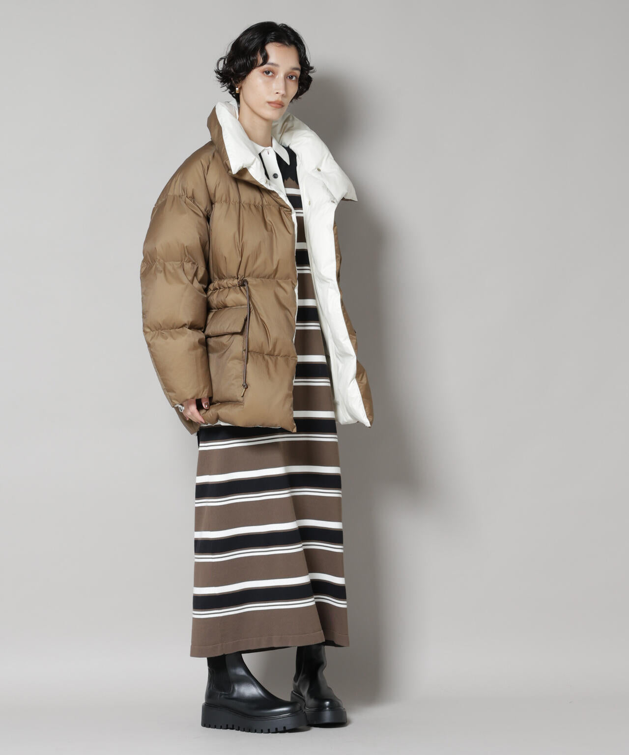 「西川ダウン(R)」バイカラーボリュームダウン