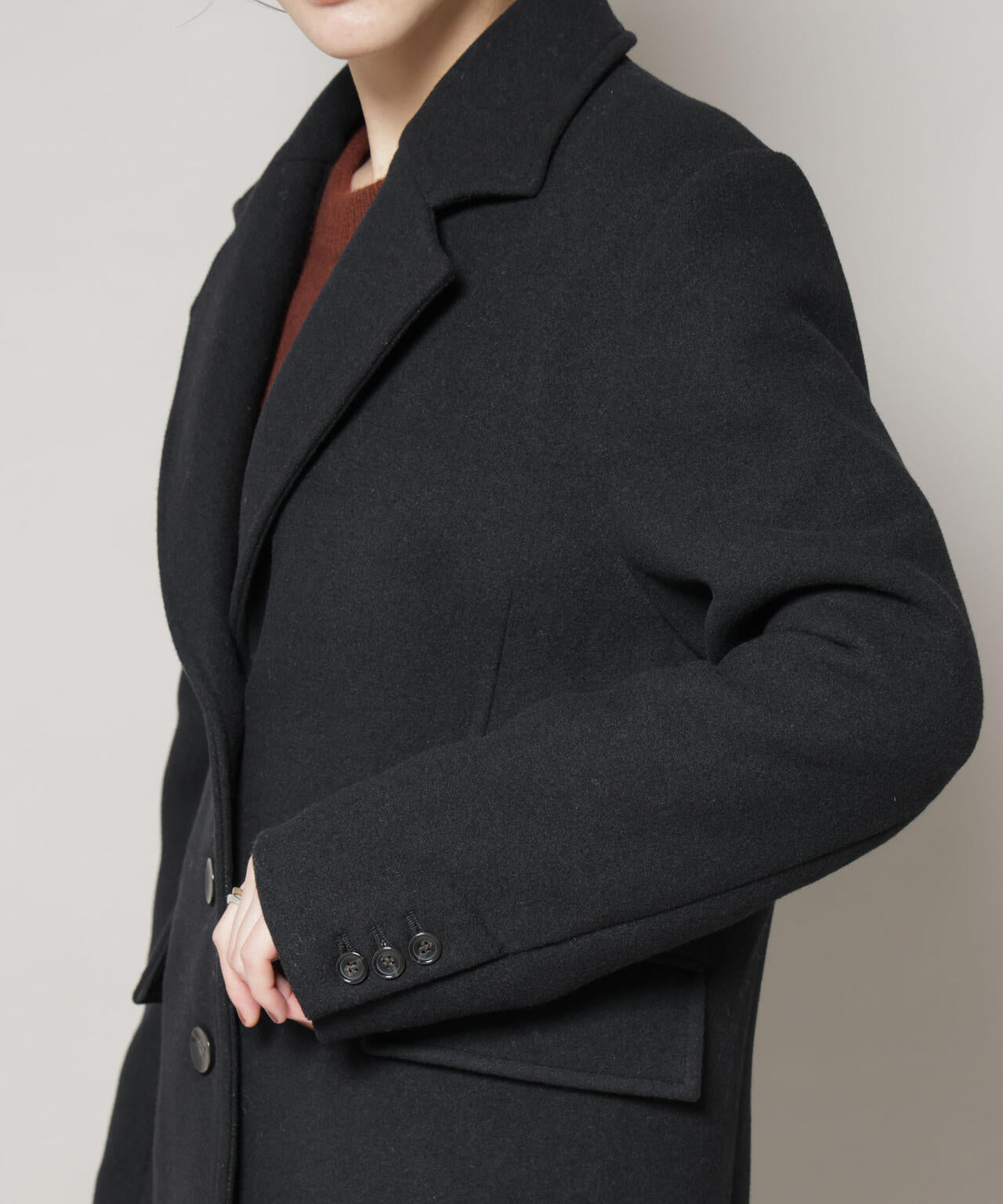 ワイドショルダージャケット