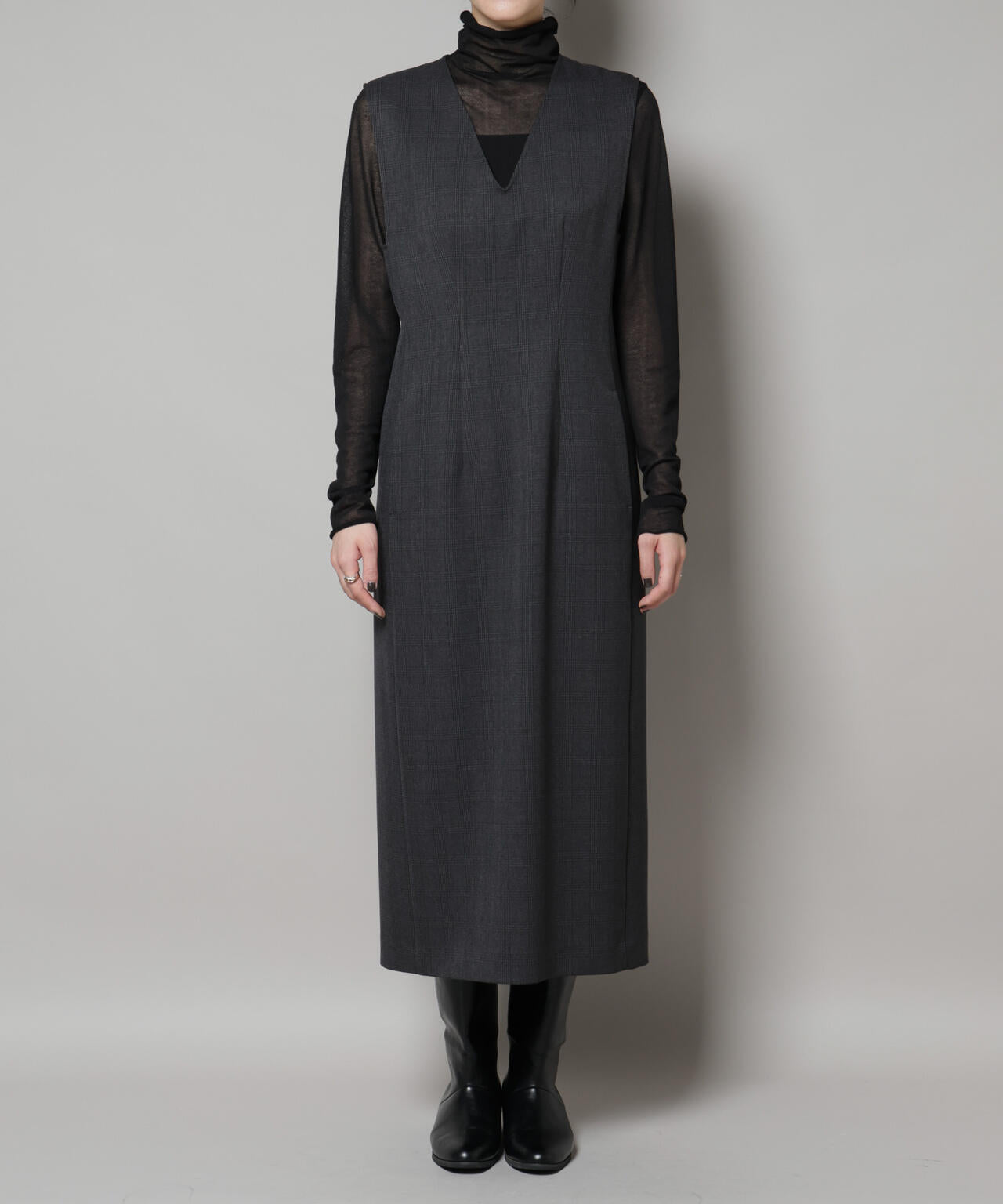 ストレッチサージチェックVネックワンピース(セットアップ可)