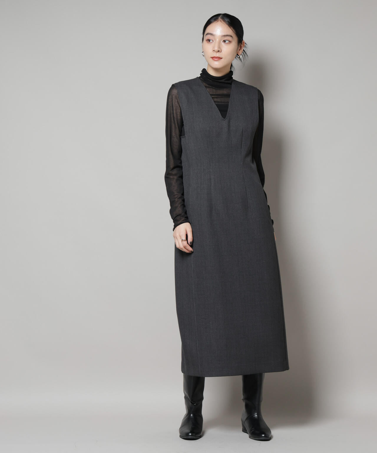 ストレッチサージチェックVネックワンピース(セットアップ可)