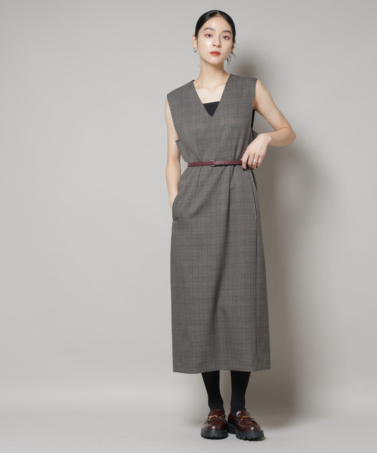 ストレッチサージチェックVネックワンピース(セットアップ可) | NANO