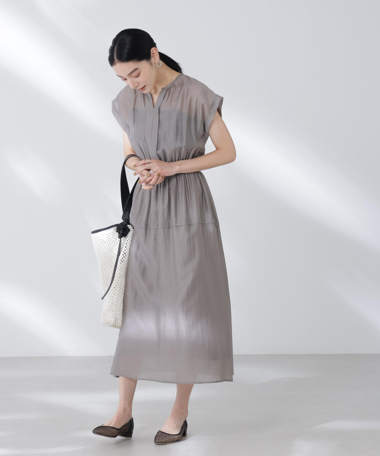 シアーサテンウエストシャーリングワンピース