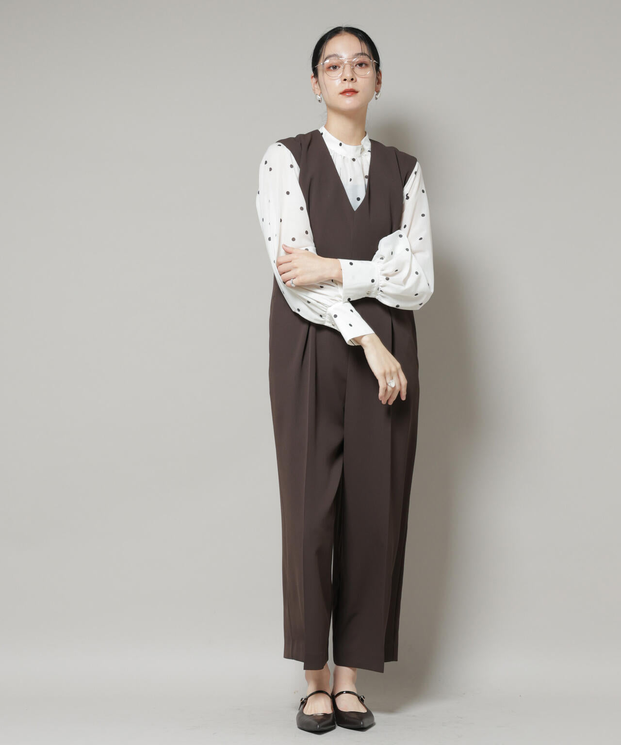 Vネックオールインワン