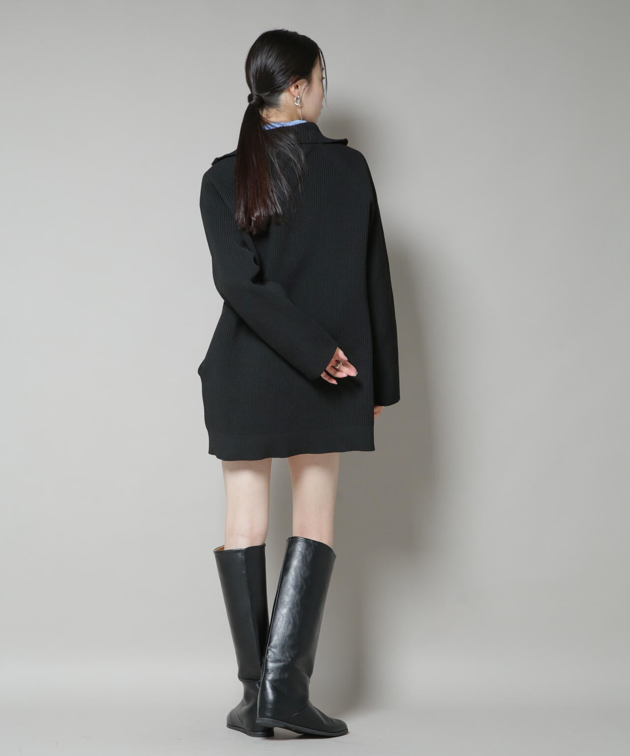 片畦ニットハーフジップミニワンピース