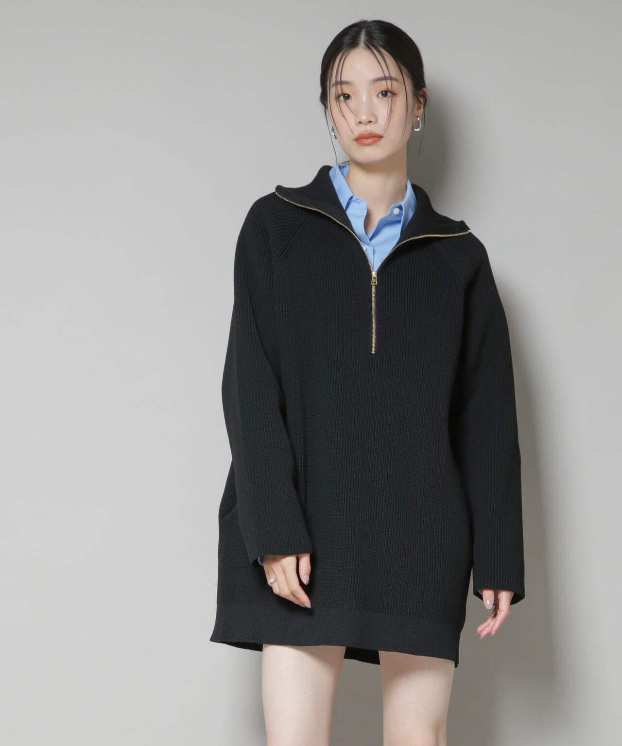 片畦ニットハーフジップミニワンピース