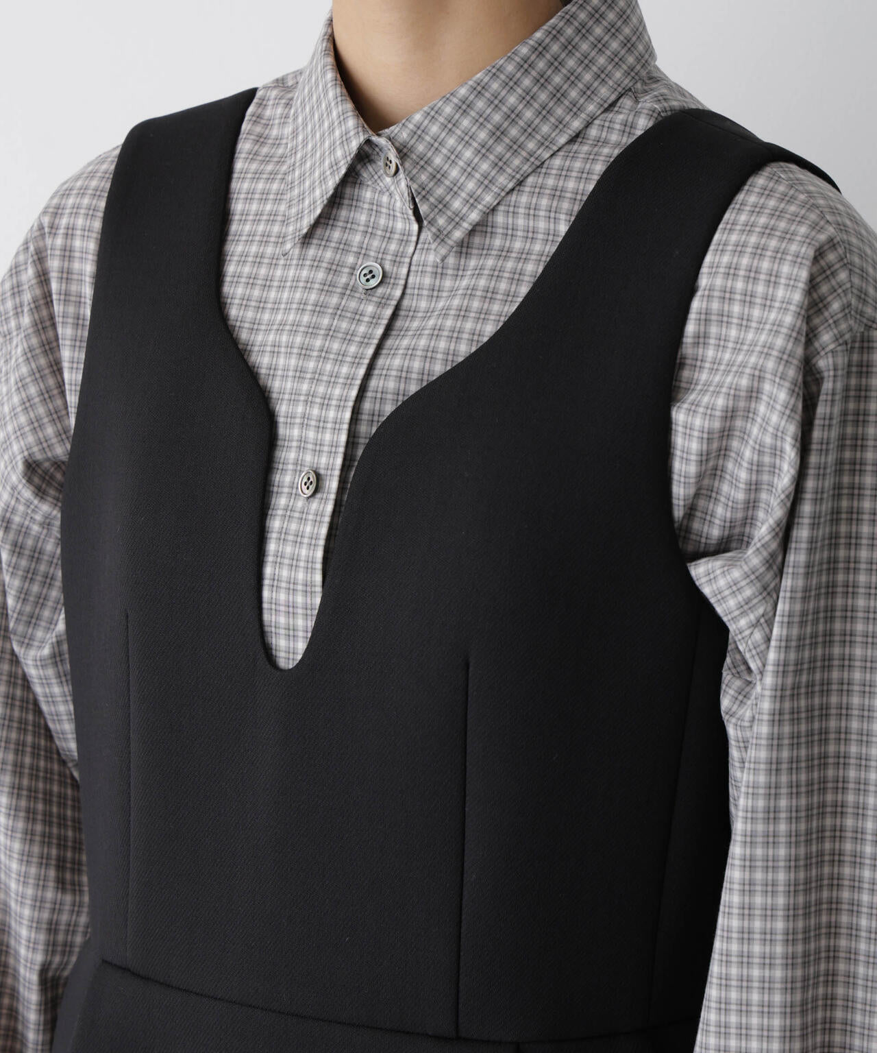 「STEVELOUR」ダンボールボトルドレス