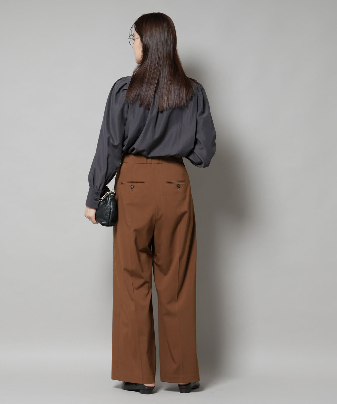 ショルダーギャザーブラウス