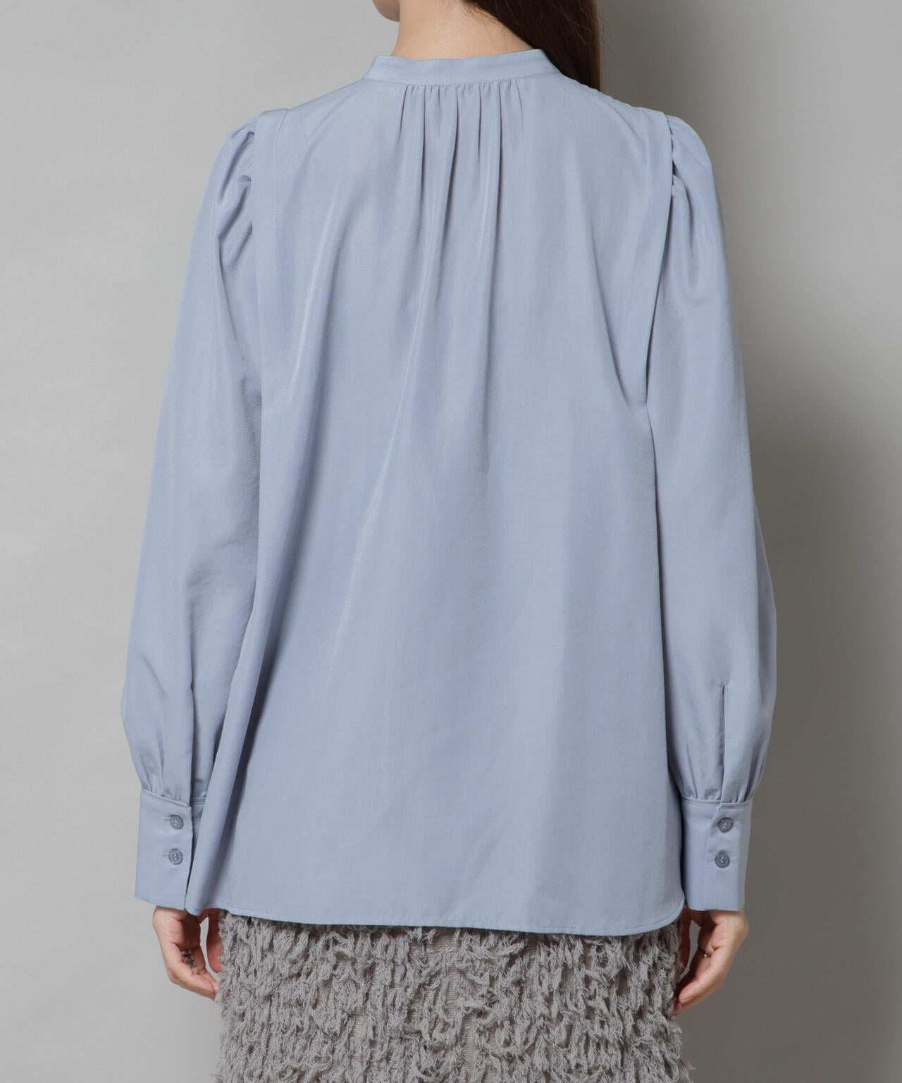 ショルダーギャザーブラウス