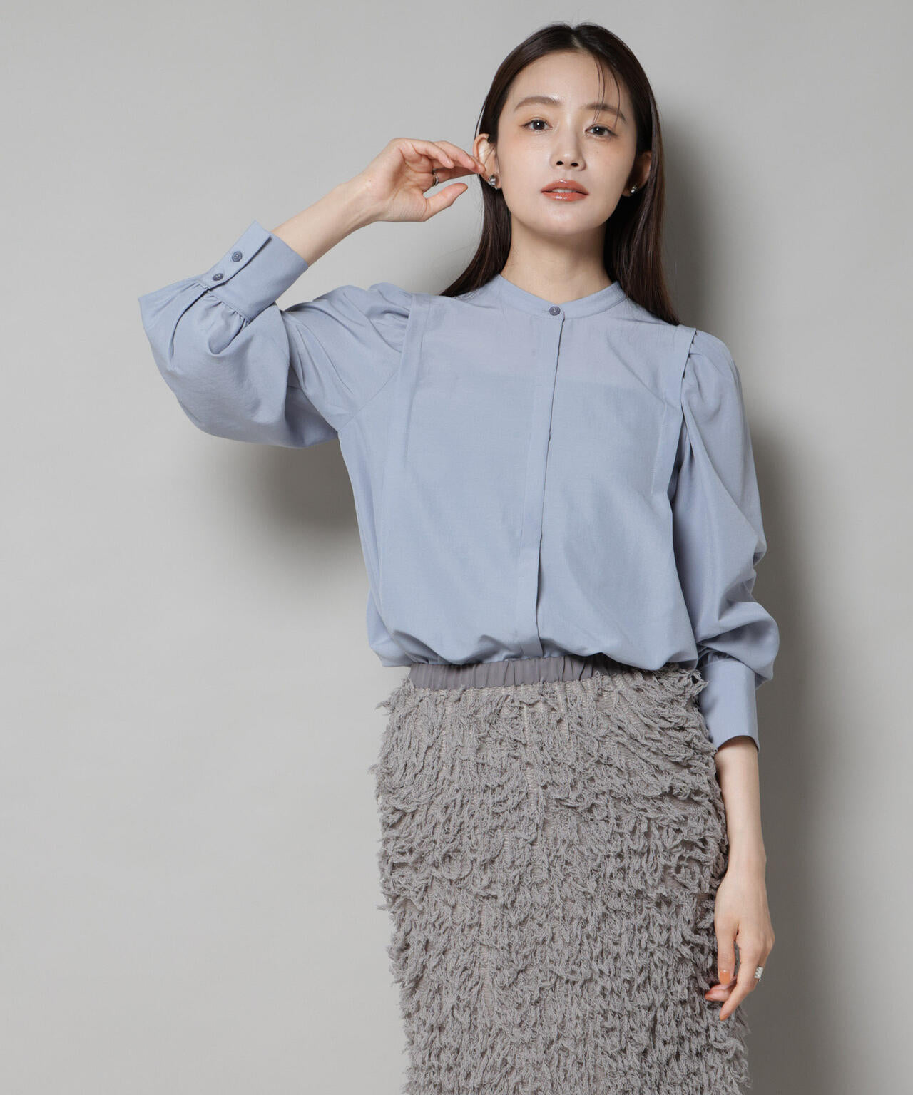 ショルダーギャザーブラウス