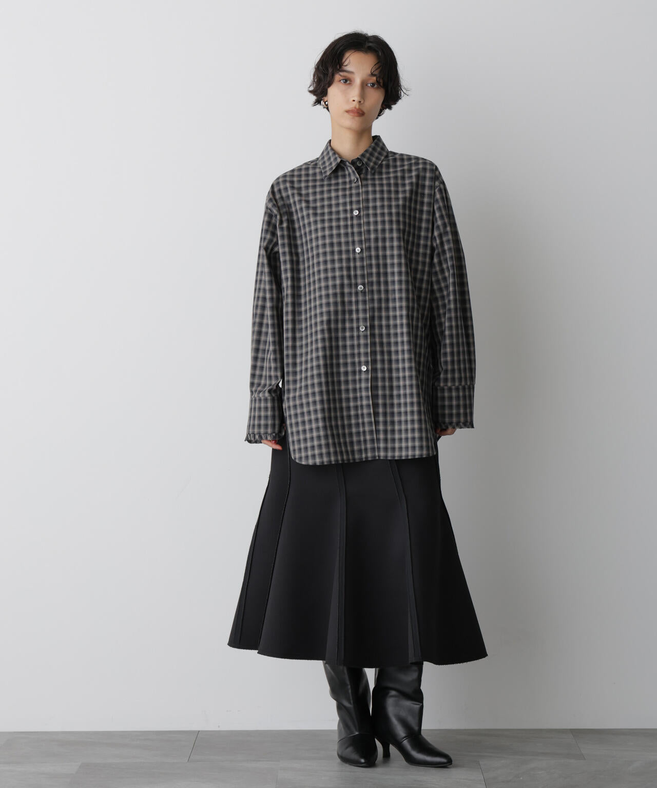 「STEVELOUR」モダンプレッピーシャツ