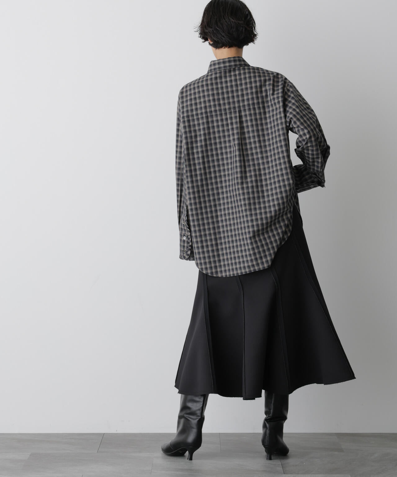 「STEVELOUR」モダンプレッピーシャツ