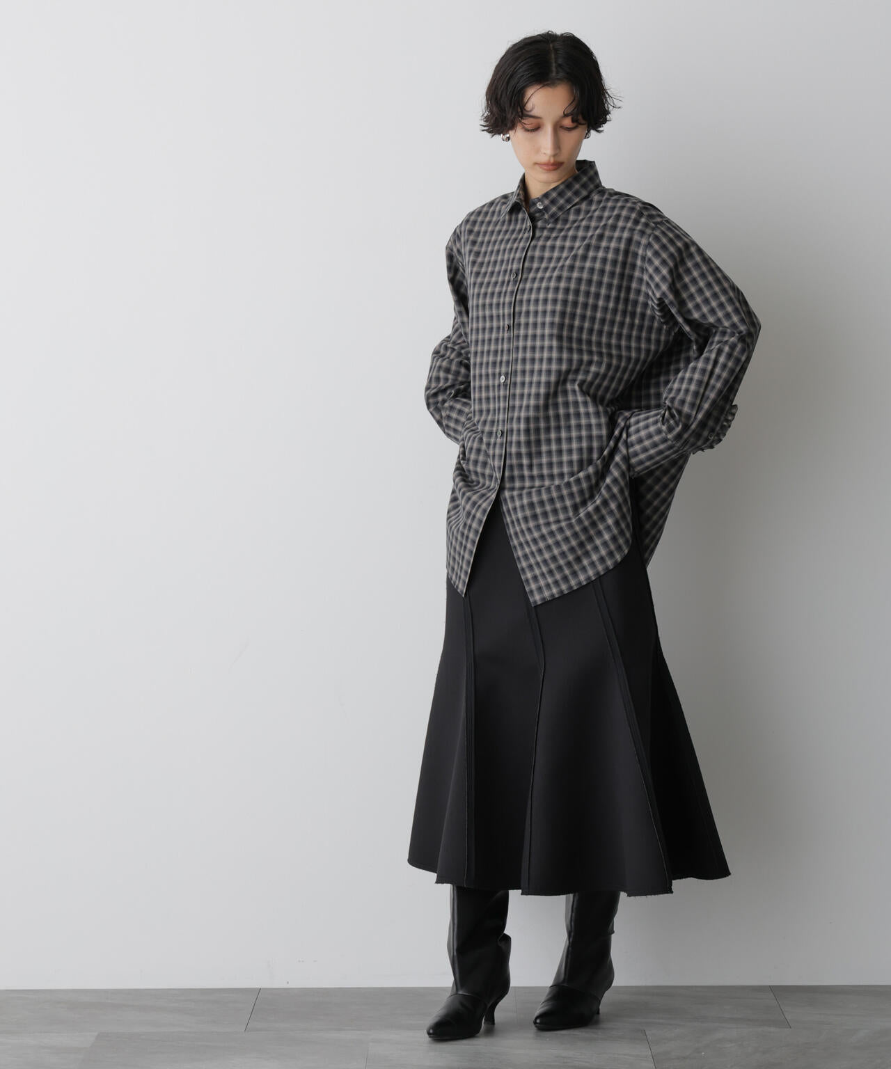 「STEVELOUR」モダンプレッピーシャツ