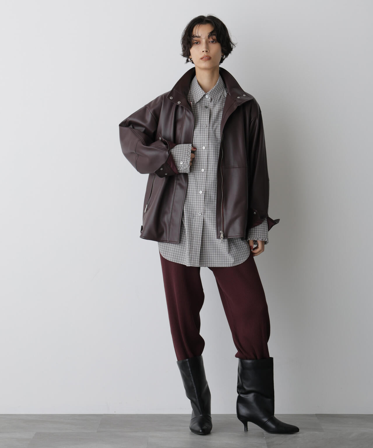 「STEVELOUR」モダンプレッピーシャツ