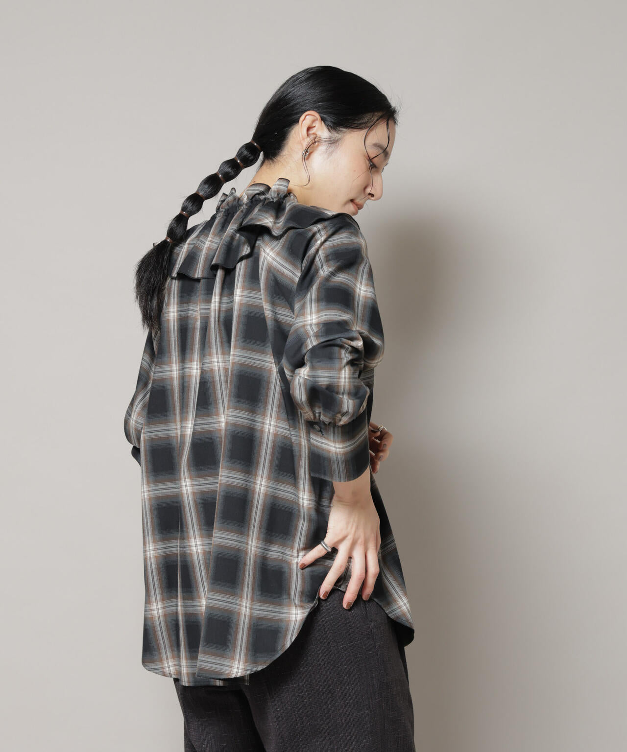 オンブレーチェックフリルカラーブラウス | NANO universe（ナノ