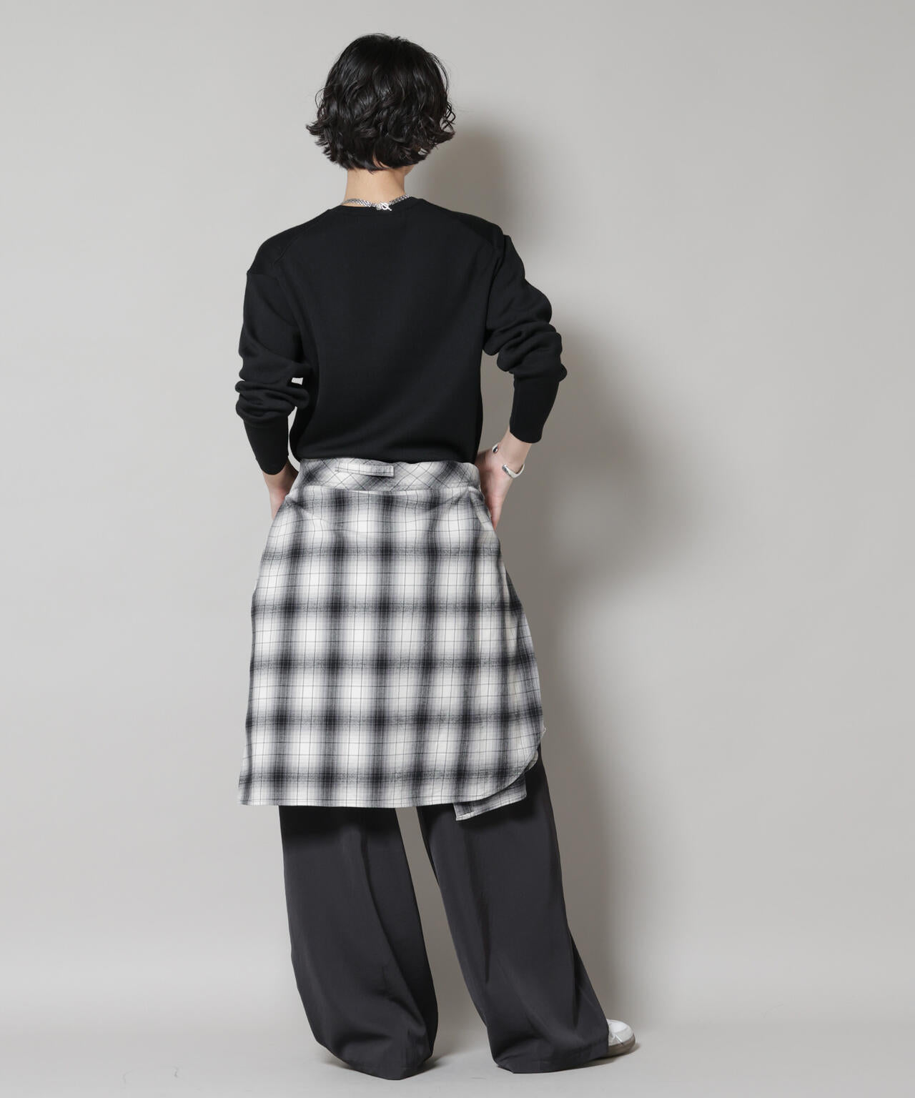 毛玉レスニットスムースクルーネックプルオーバー