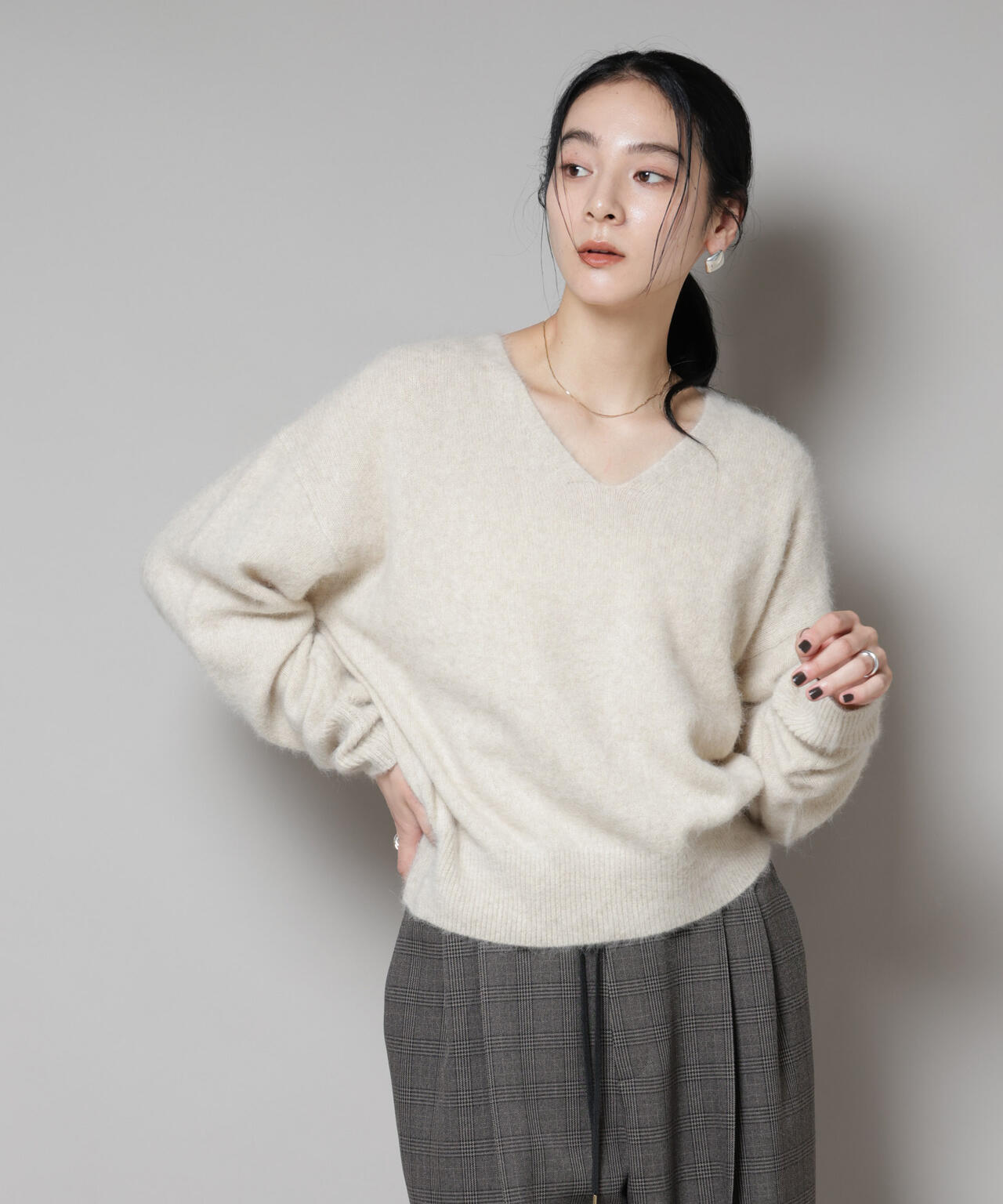 ウォッシャブルフォックスVネックニットプルオーバー | NANO universe