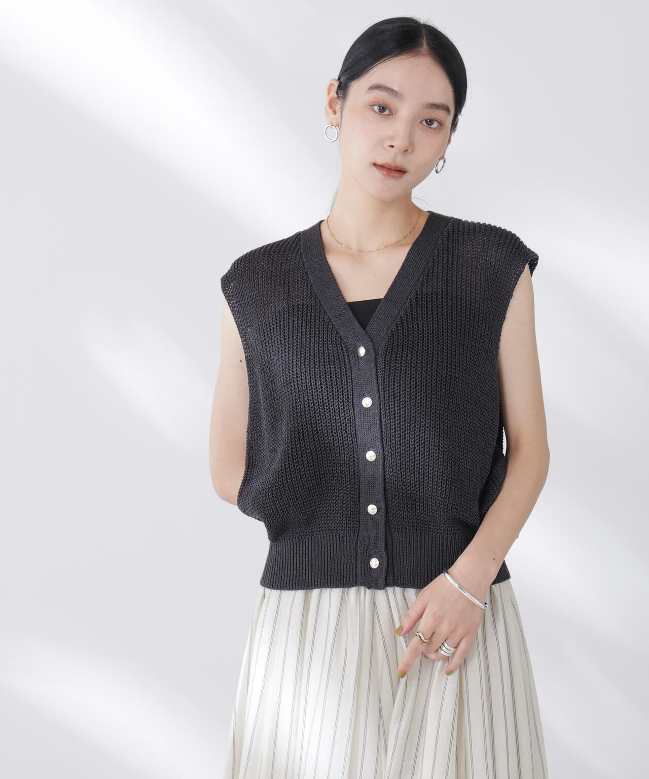 ペーパーヤーン畦ニットベスト