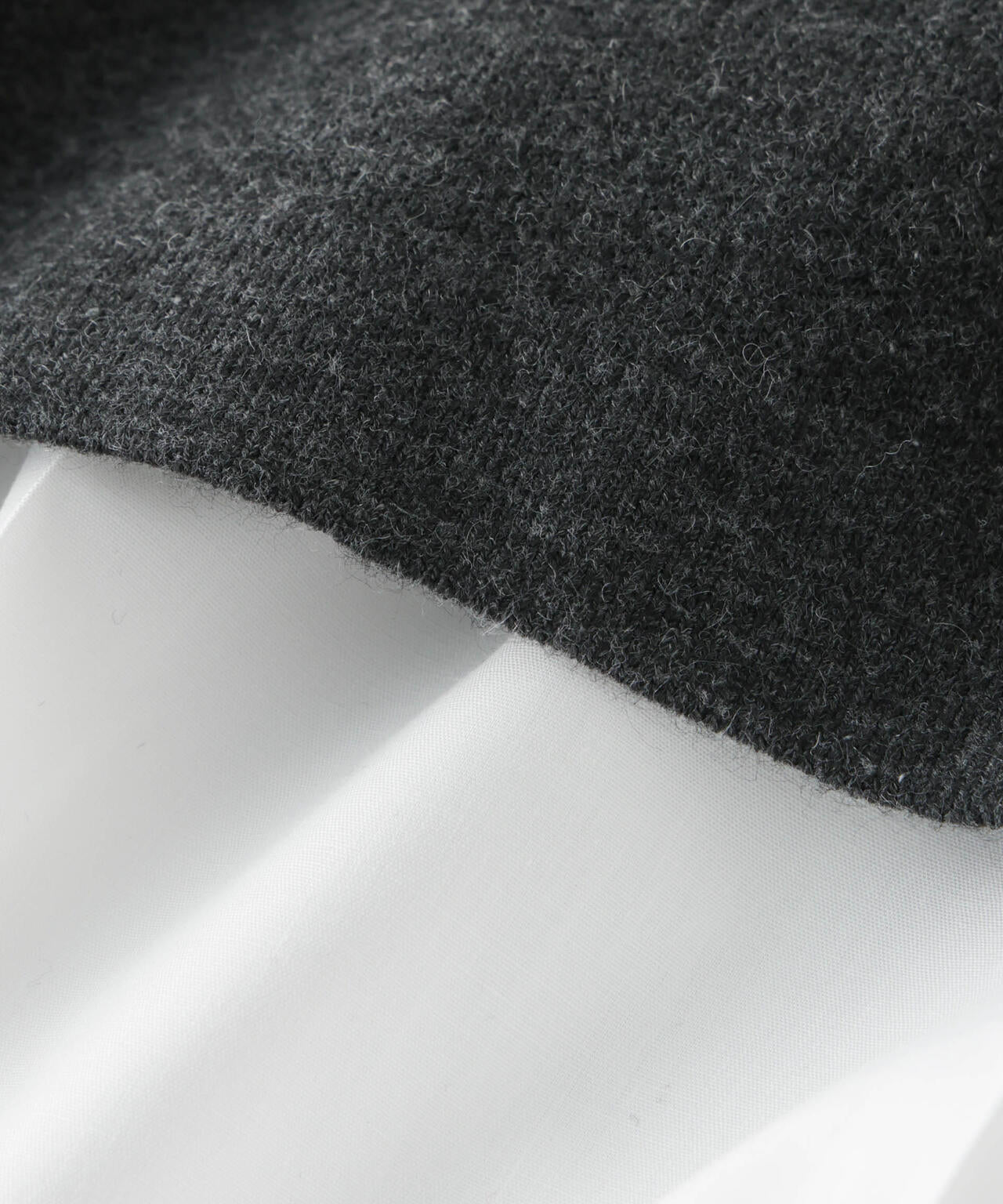 ダブルジャガードニット×タックブラウス ペプラムセット