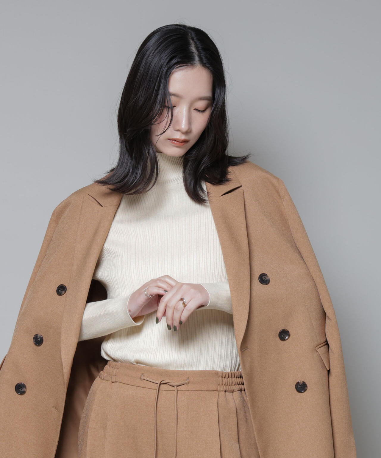 ホホバオイル加工ランダムリブタートルニット