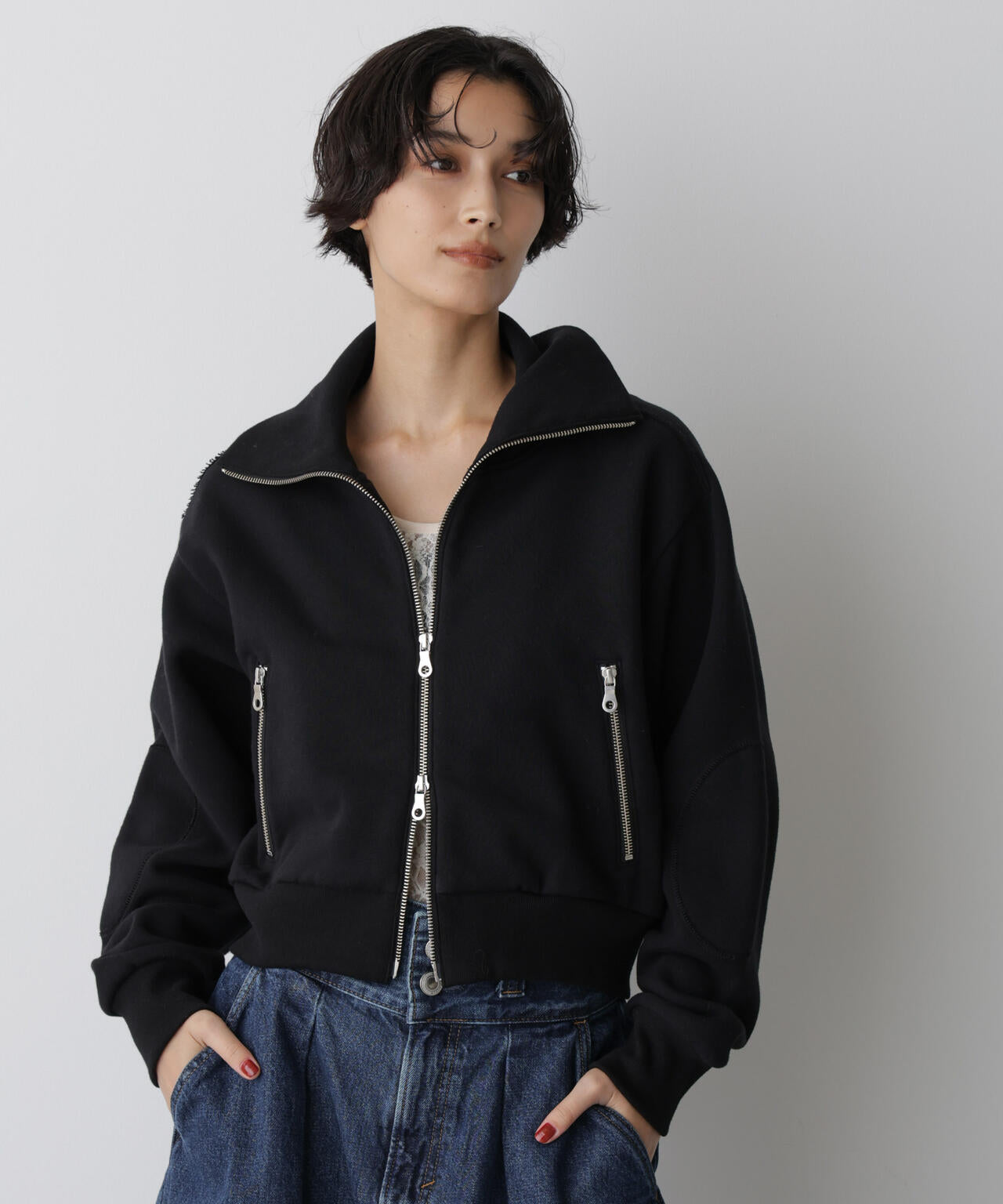 「STEVELOUR」コンパクトダブルジップスウェット