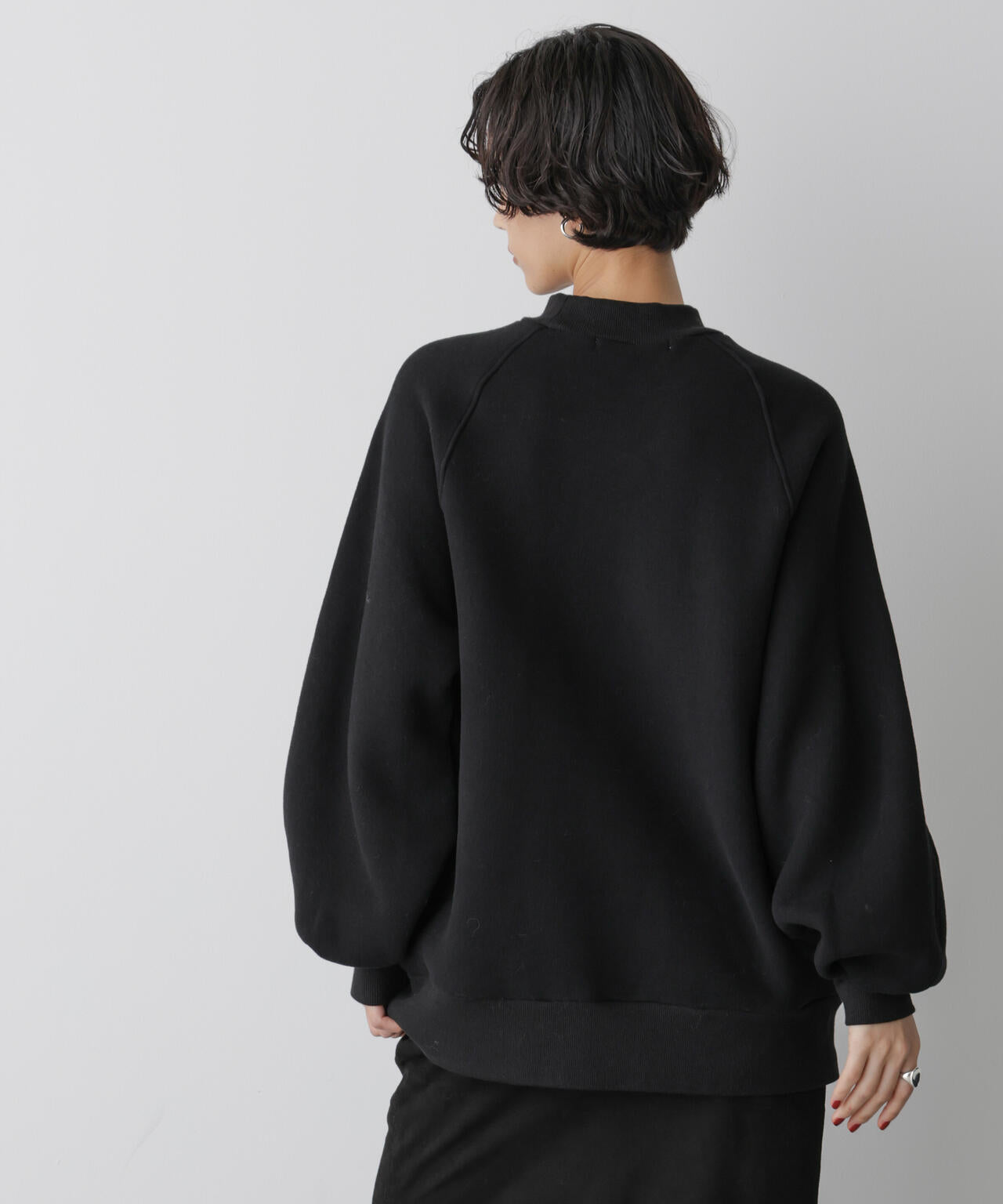 「STEVELOUR」フラッフィースタンドプルオーバー