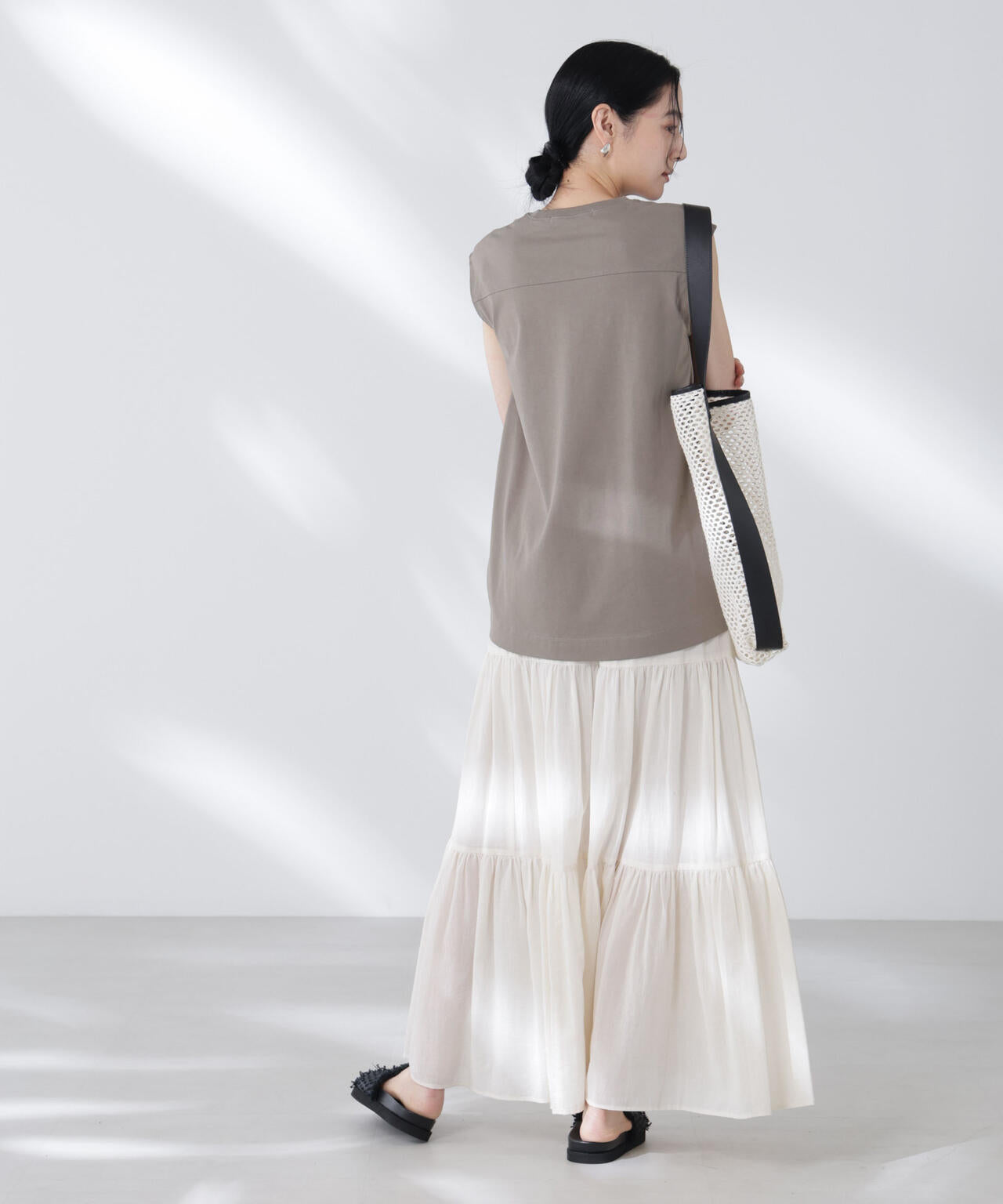 NANOFINE強撚コットンノースリーブトップス