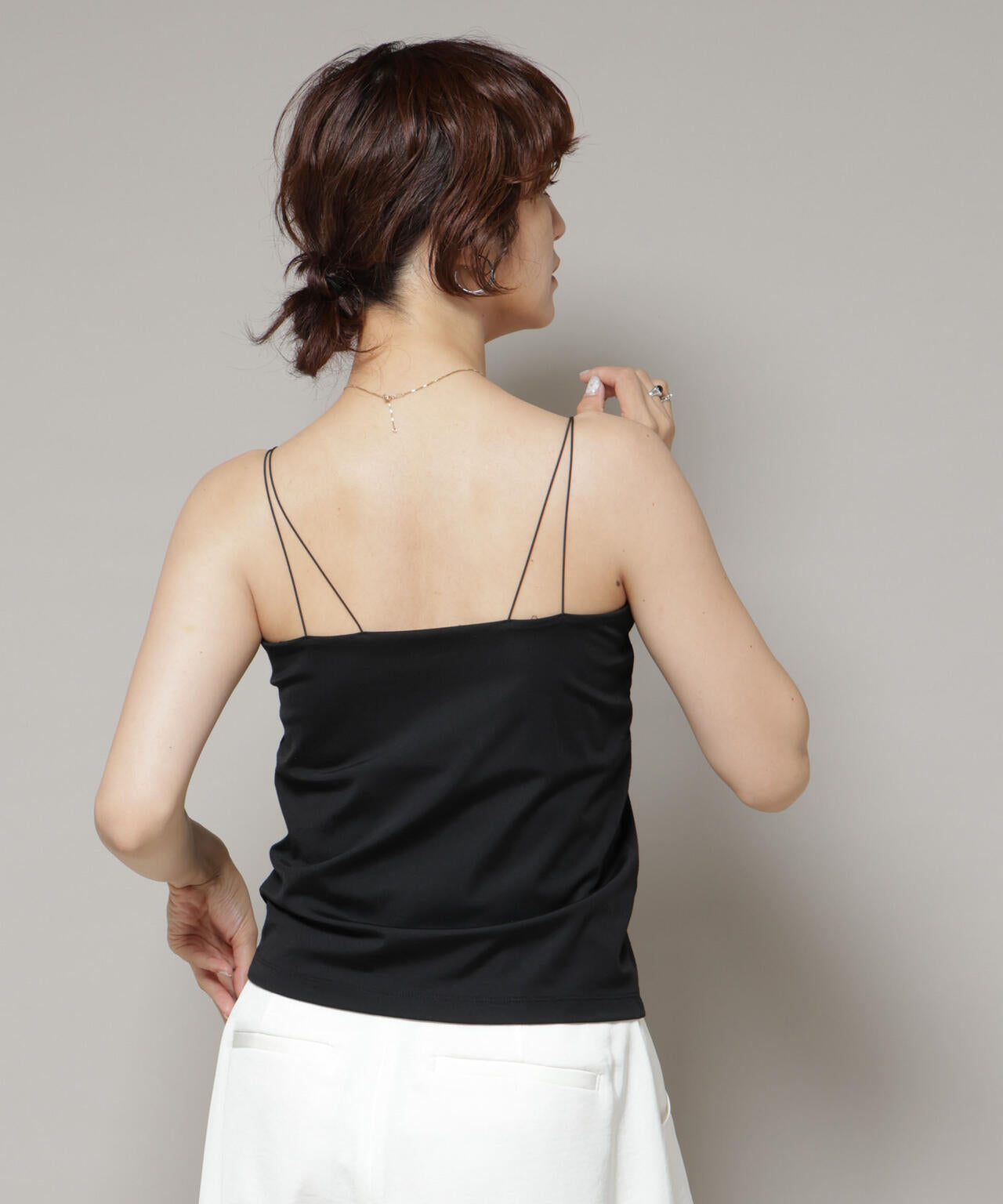 ストレッチポンチカップ付きベアトップキャミソール