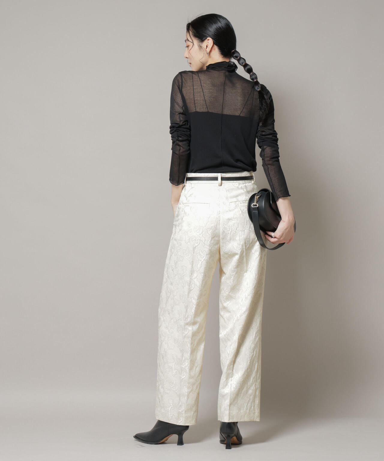 ジャガードタックパンツ