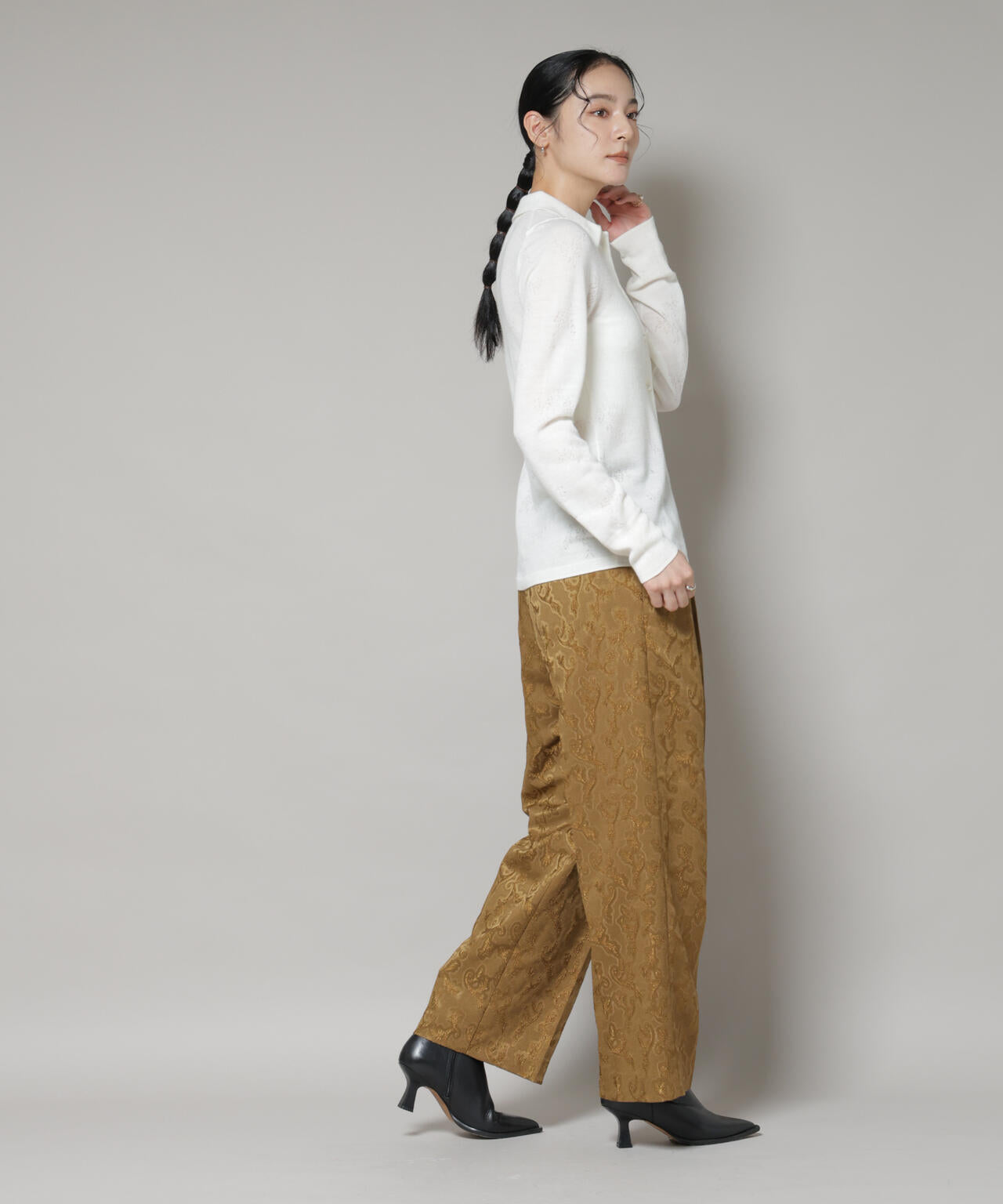 ジャガードタックパンツ