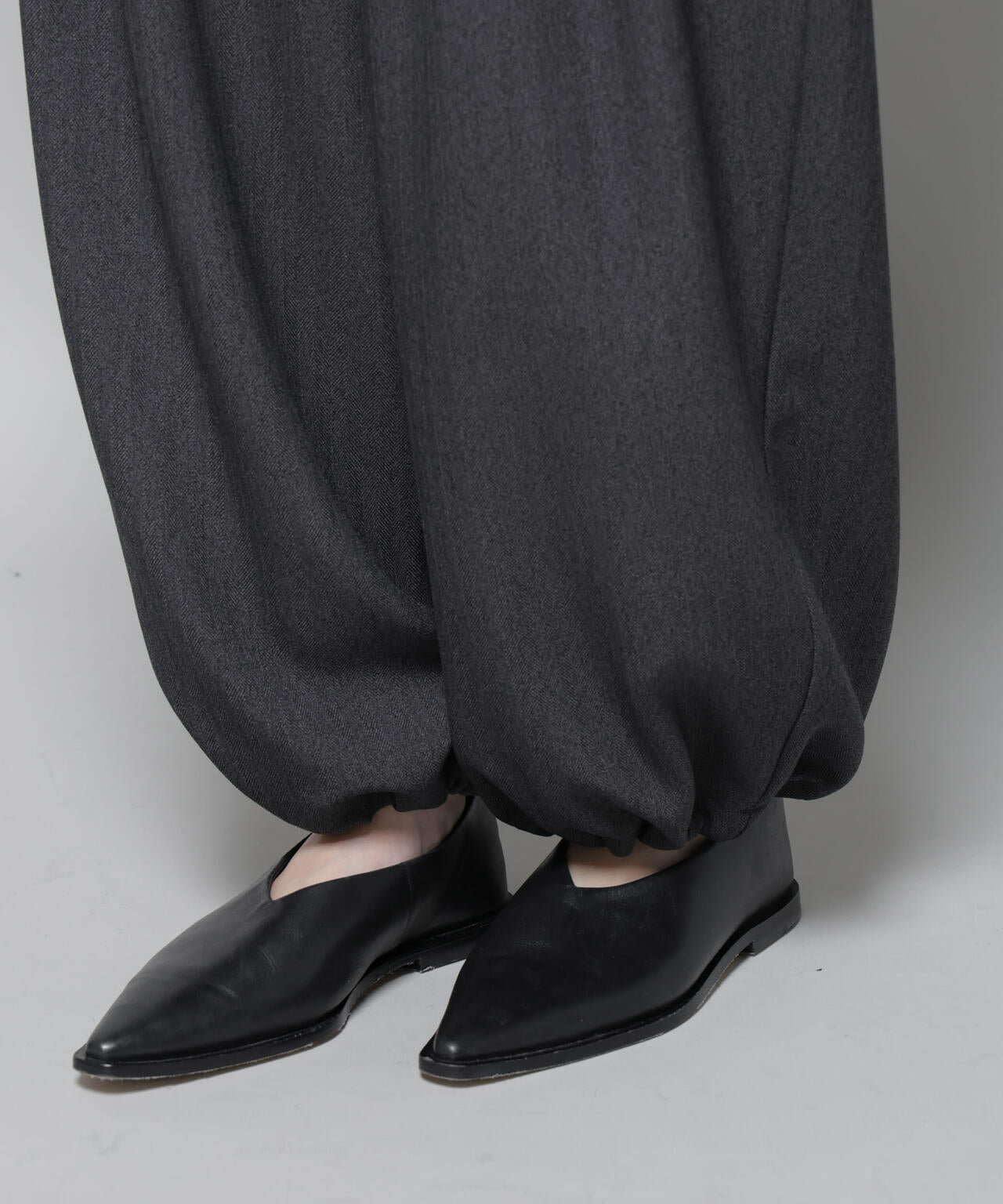 ヘリンボンツイードペインタードロストパンツ